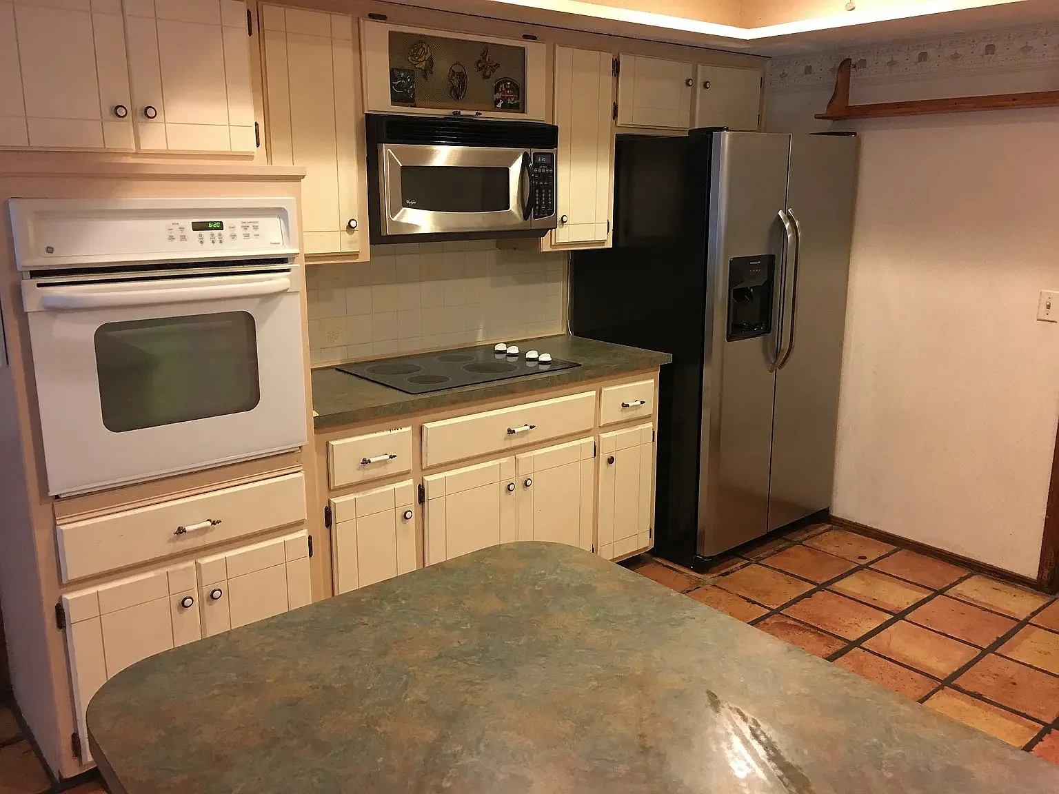 4 bed, 1844 sqft, $1,750 — Photo 4