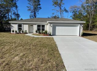 8168 N Maltese Dr, Citrus Springs, FL 34433