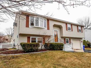 95 Ellingwood St, Manchester, NH 03103