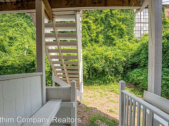 2nd image of 1114 Mackay Pl Floor 1