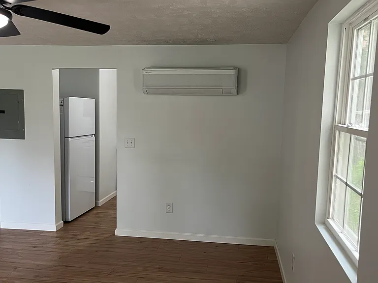 Heat and Air unit for entire unit.