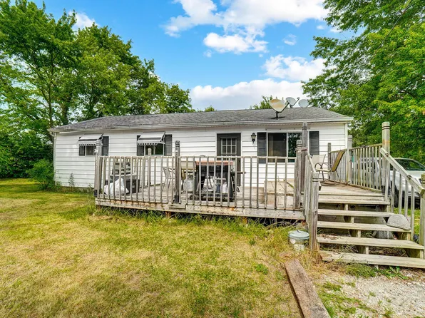 1555 Olmstead Rd, West Jefferson, OH 43162