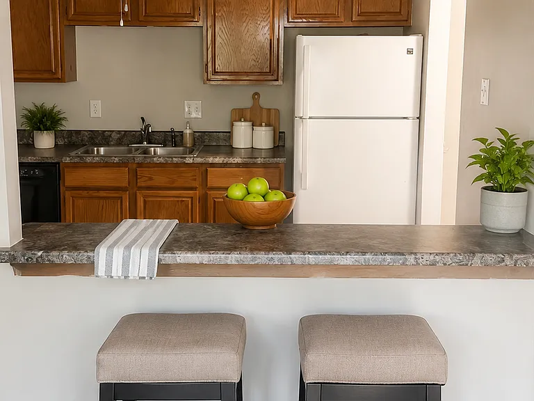 Belmont Park Apartments — Photo 4