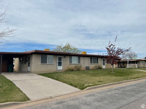 2345 W 5300 S, Roy, UT 84067