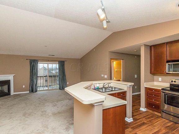 5th image of 707 Hidden Springs Dr