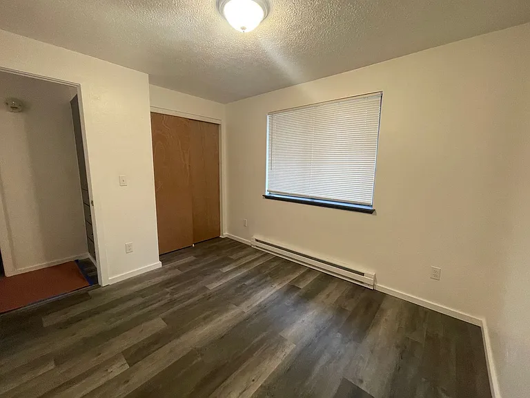 4006 N Madison St — Photo 3