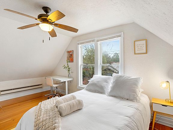 2nd image of 1217 SE Rhone St #1217