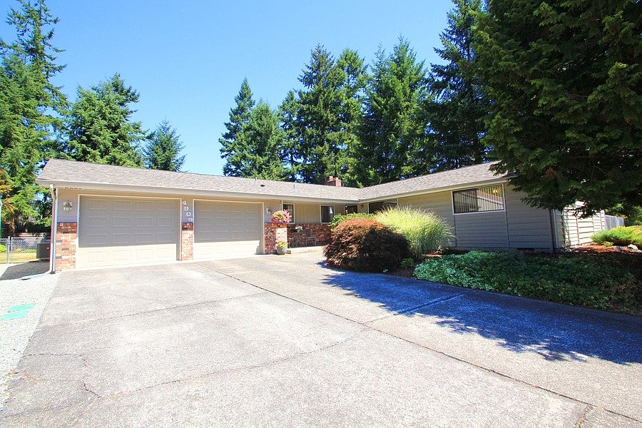 1st image of 4907 To 4909 161st St E