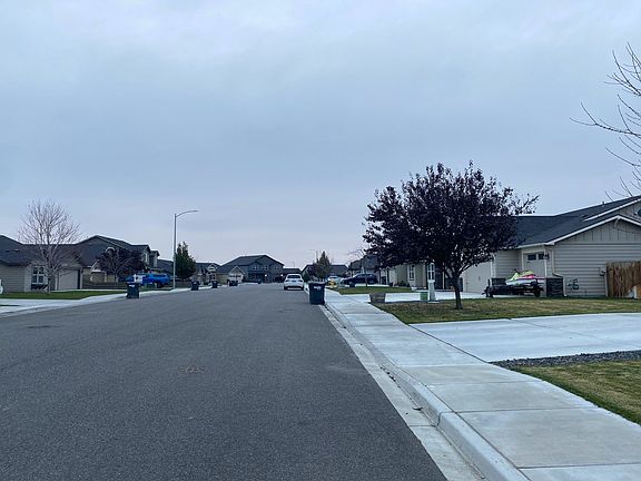 4th image of 5814 Wallowa Ln