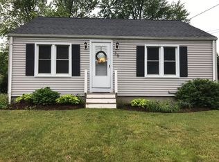 35 Barrington Rd, Longmeadow, MA 01106