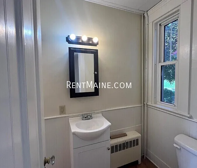 79 4th St #3 — Photo 16