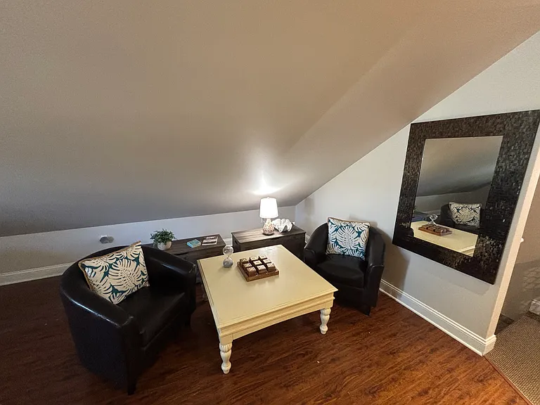 409 Hope St #3 — Photo 12