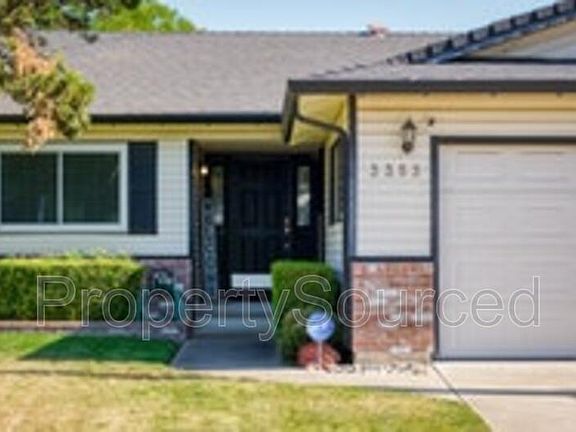 5th image of 3353 Admiral Dr