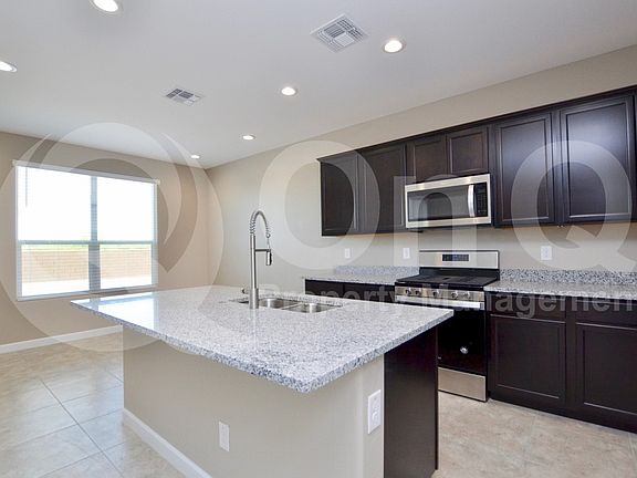 2nd image of 2223 N Camden Dr