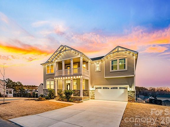 3rd image of 18905 Bankhead Rd