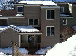 3273 Windemere Dr, Bushkill, PA 18324