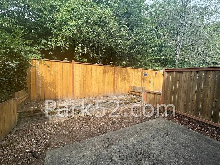 3220 Morrison Rd W — Photo 16