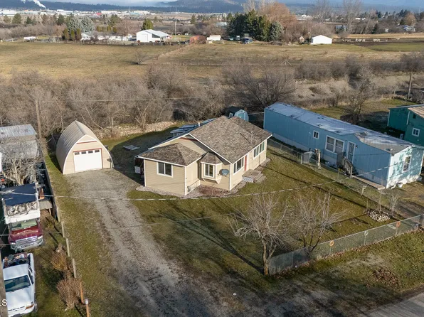 3565 W Hudlow Dr, Post Falls, ID 83854