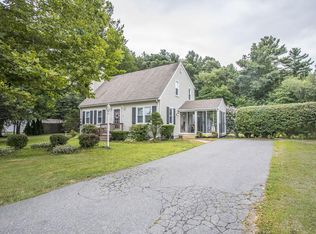 21 Cardinal Cir, Taunton, MA 02780