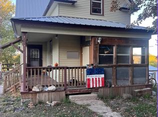 1204 W 5th St, Crofton, NE 68730