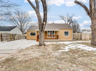 122 S Tracy St, Wichita, KS 67209