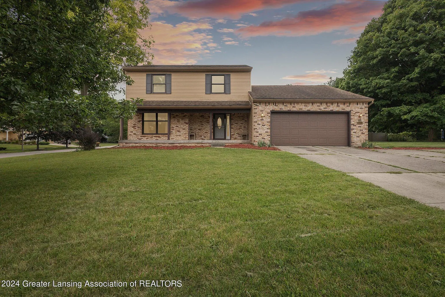 1450 Stoney Point Dr photo 1