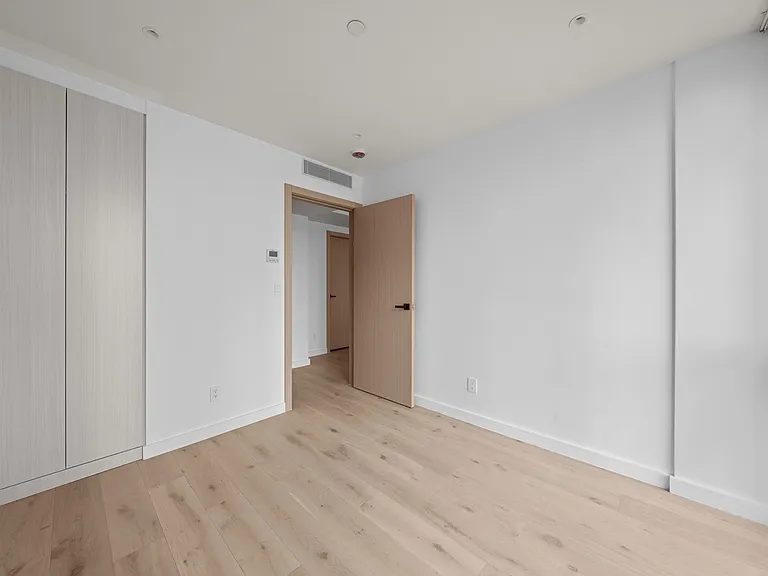 42-62 Hunter St #B9 — Photo 7