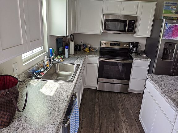 2nd image of 13863 Cardonia Dr