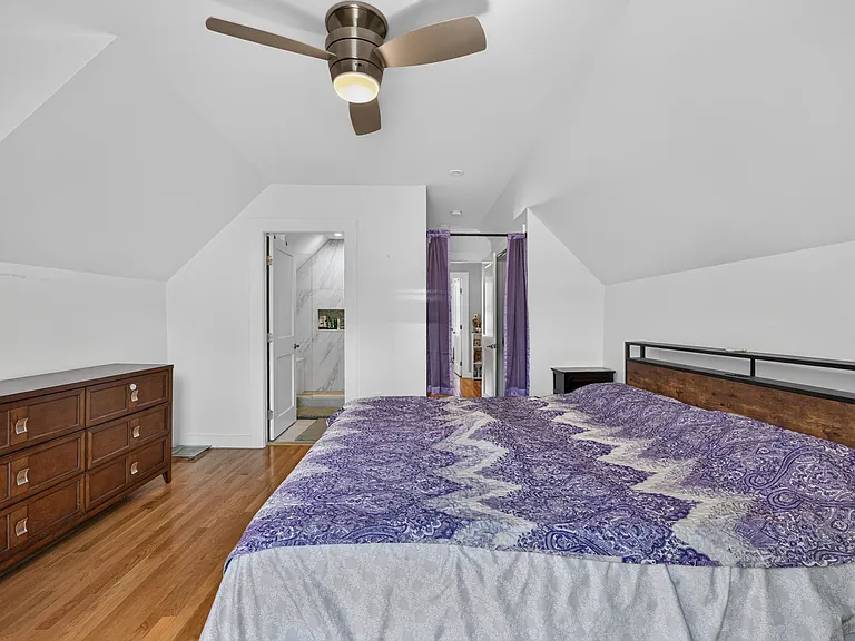 44 Worley St #2 — Photo 20