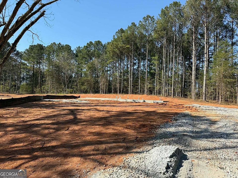 1st image of 383 Laney Rd