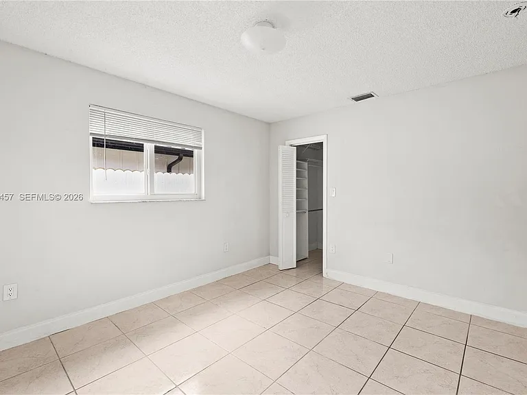 1800 SW 97th Ave #A — Photo 9