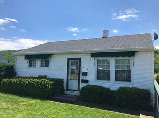 323 Murphy St, Hollidaysburg, PA 16648