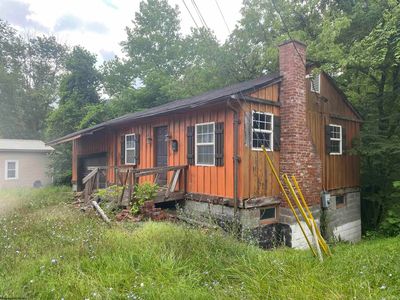 226 E Main St, Salem, WV, 26426