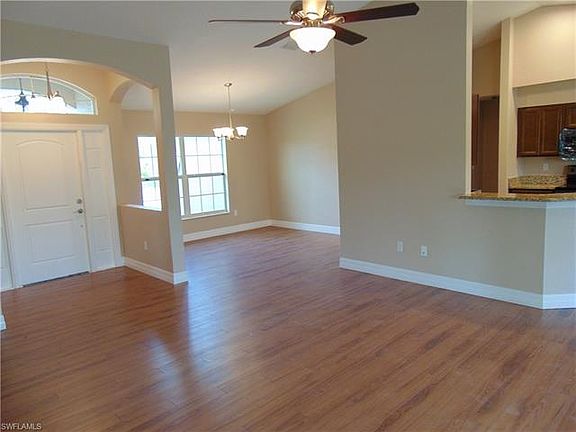 3rd image of 1405 W 10th St