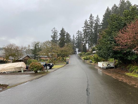 5th image of 3203 Long Lake Dr SE