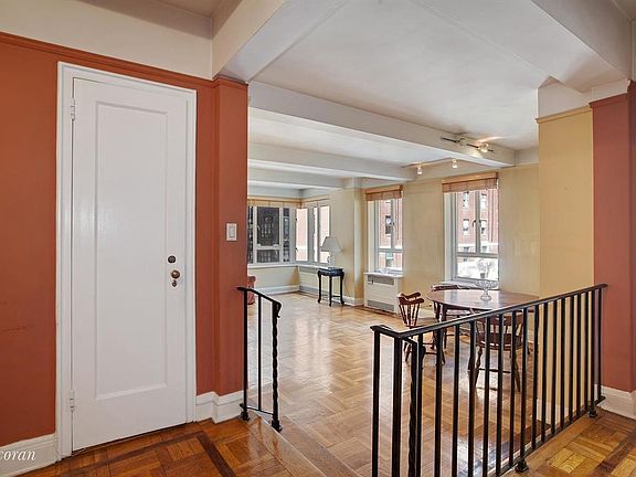 5th image of 20 E 35th St APT 5A