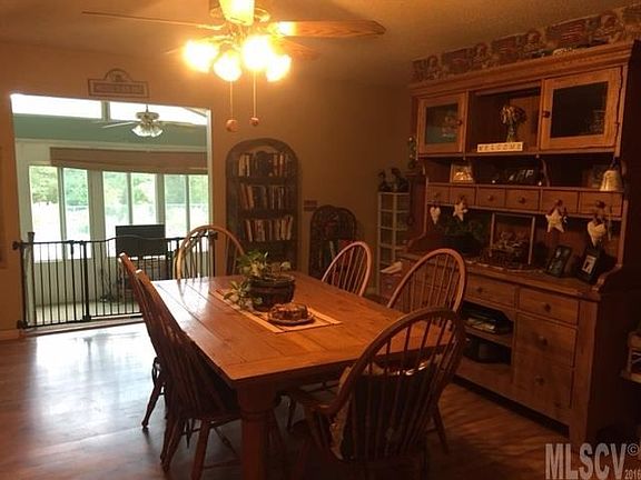 5th image of 1432 Bass Ln