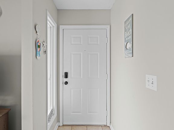 4th image of 1356 Glenns Bay Rd. #202H