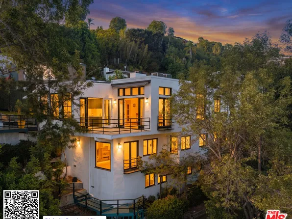 9314 Lloydcrest Dr, Beverly Hills, CA 90210