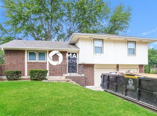 16416 McKinley St, Belton, MO 64012