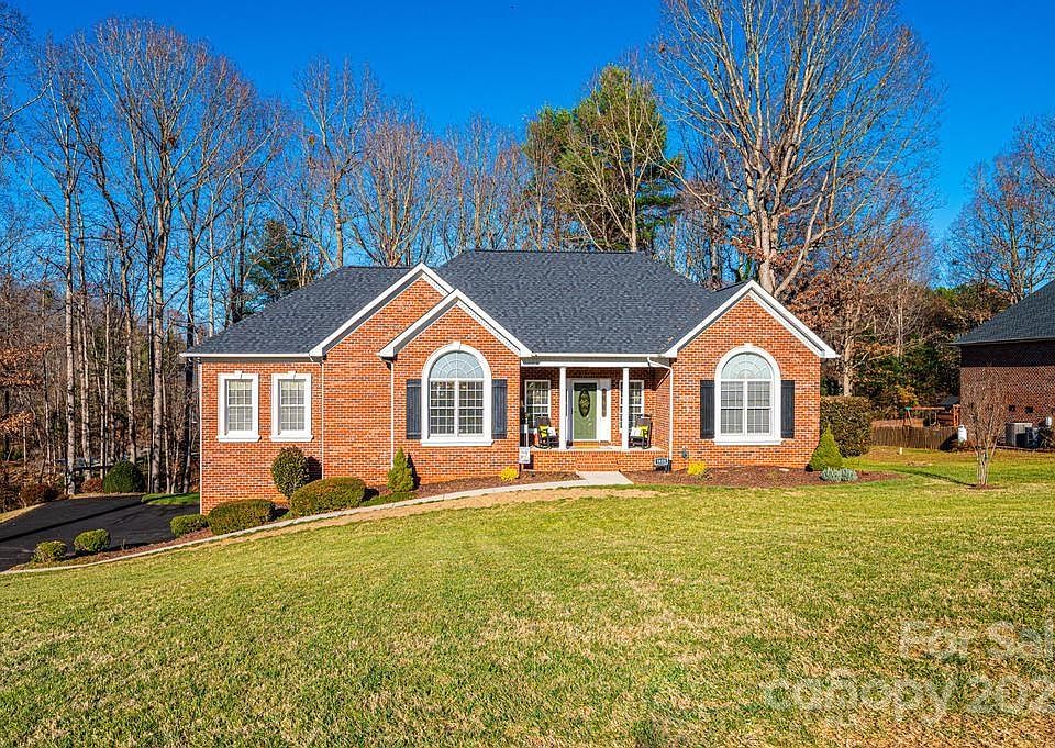 1622 Brookstone Dr Hickory NC 28602 Zillow