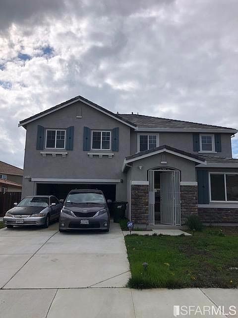 1st image of 4652 Hidden Glen Dr