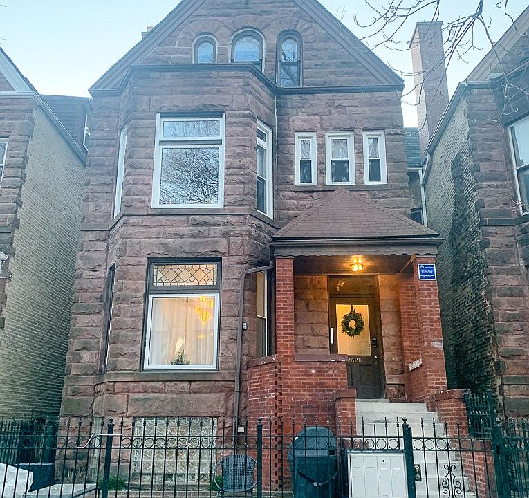 1st image of 2628 N Wilton Ave #3235328