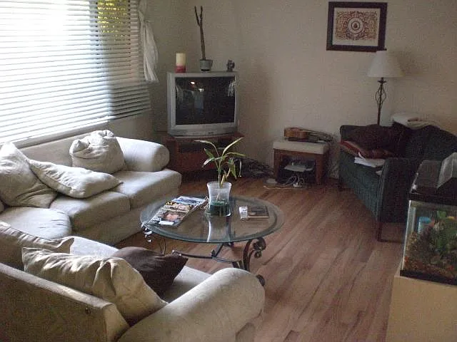 1652 S Glencoe St — Photo 6