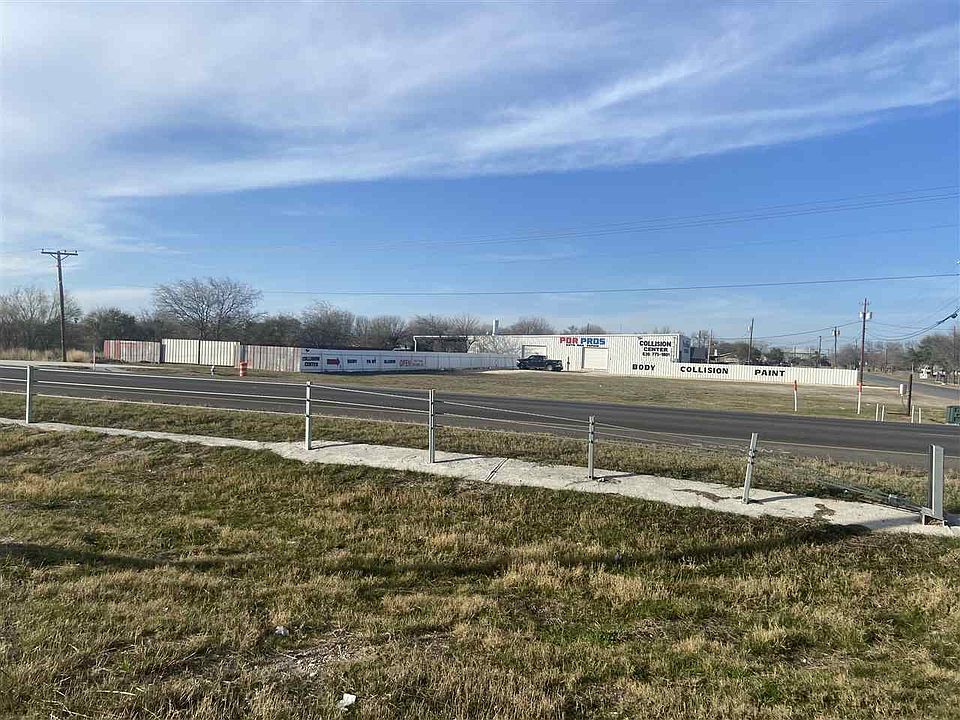 2nd image of 4554 E Us Highway 90