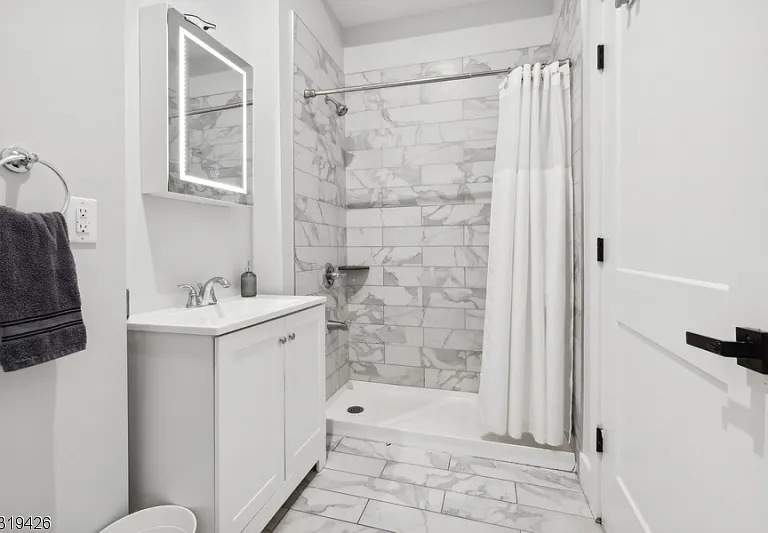 104 Fleming Ave #201 — Photo 11