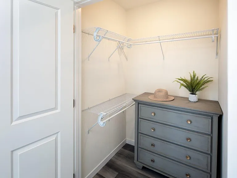 Bay Vista — Photo 10