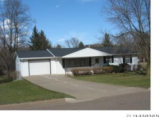 908 Auth St, Durand, WI 54736