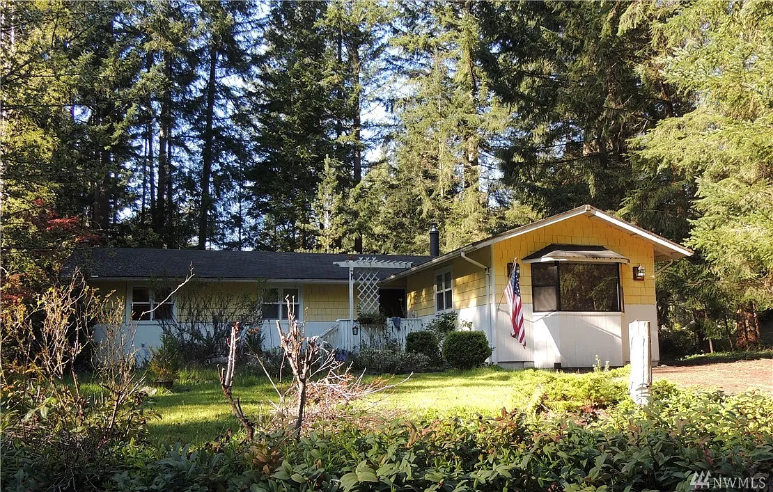 1128 Pilchuck Dr photo 1
