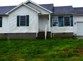 124 Stone Creek Dr, Mount Sterling, KY 40353